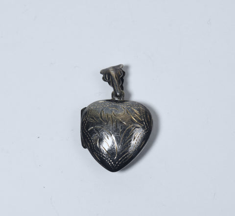 Vintage Engraved Design Sterling Silver Heart Locket Pendant