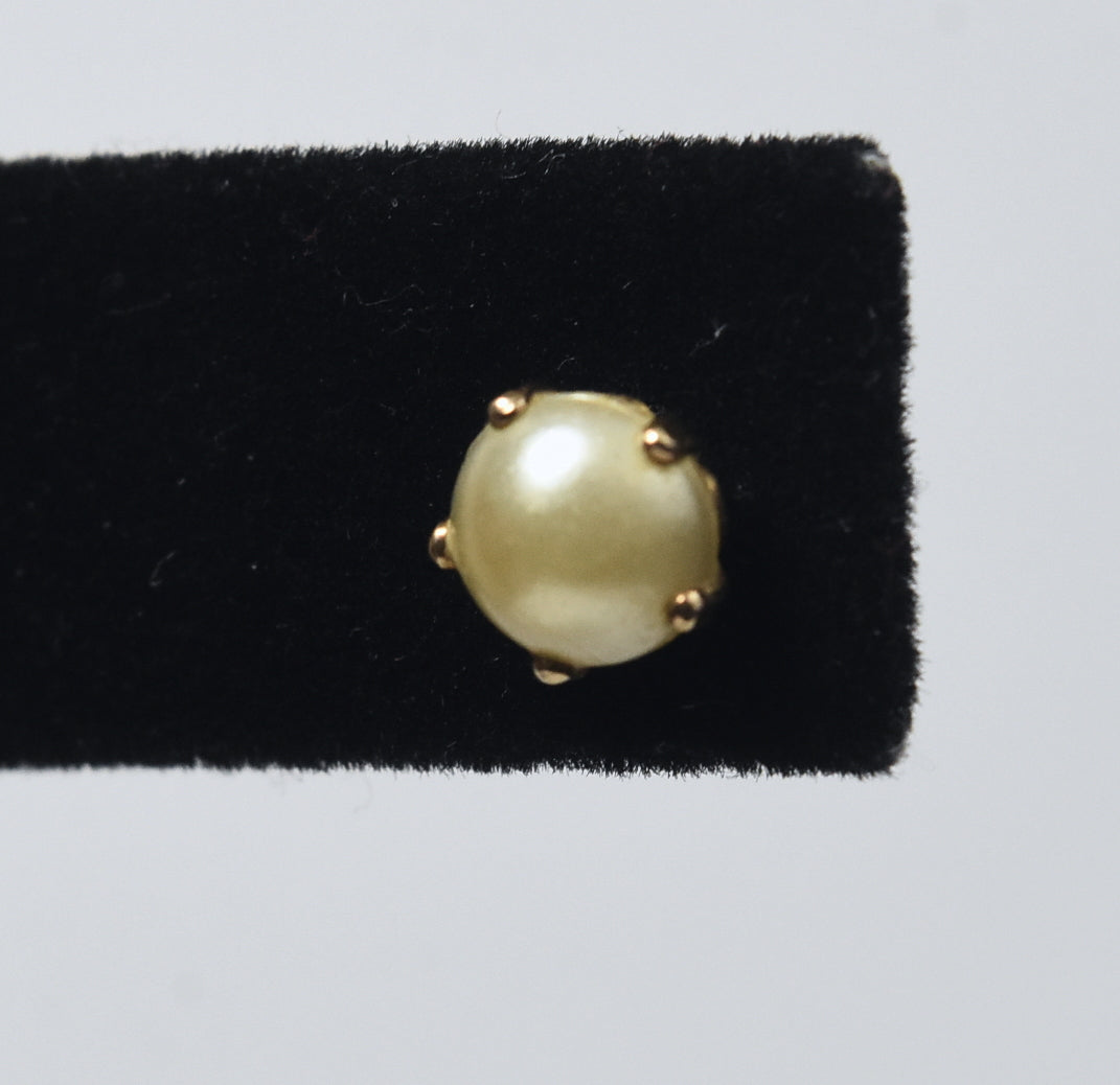 Vintage Faux Pearl Gold Tone Screw Back SINGLE Stud Earring