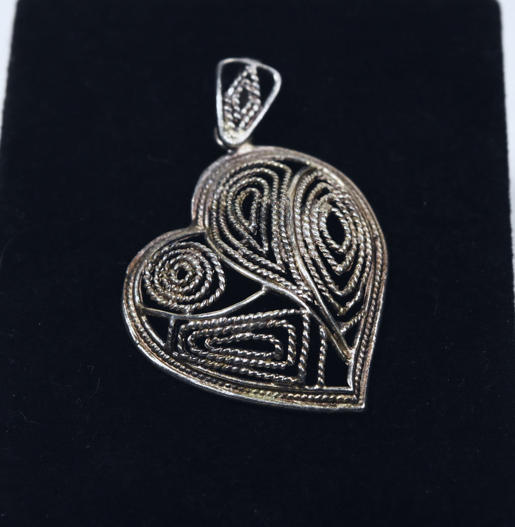 Vintage Sterling Silver Funky Filigree Domed Heart Pendant