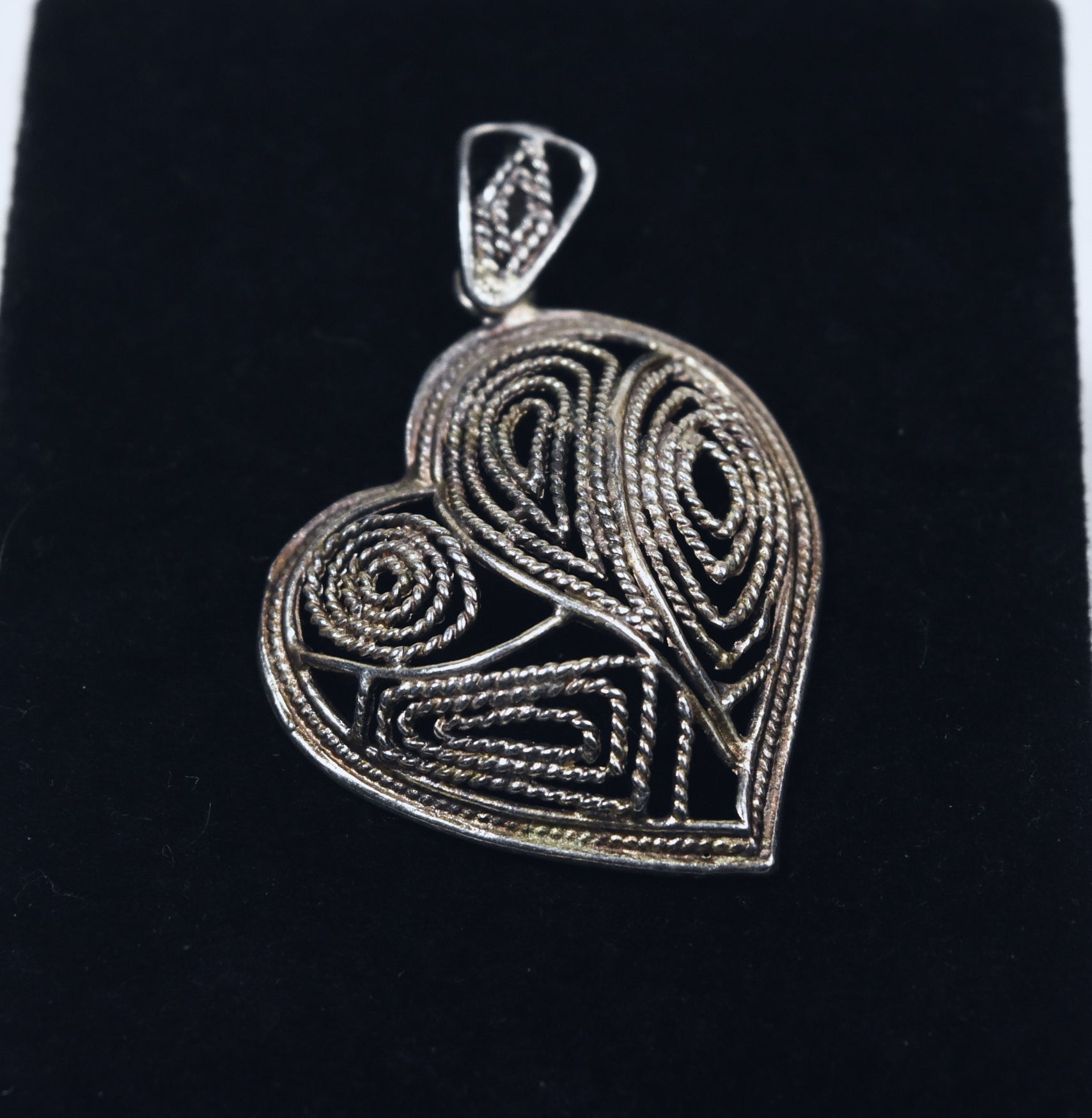 Vintage Sterling Silver Funky Filigree Domed Heart Pendant
