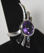 Sterling Silver Amethyst Ribbony Finger Ring - Size 8