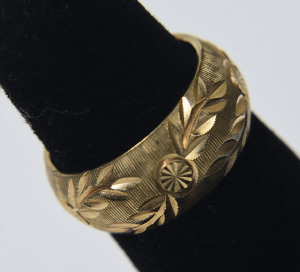 Gold Tone Etched Design Band - Size 3.25