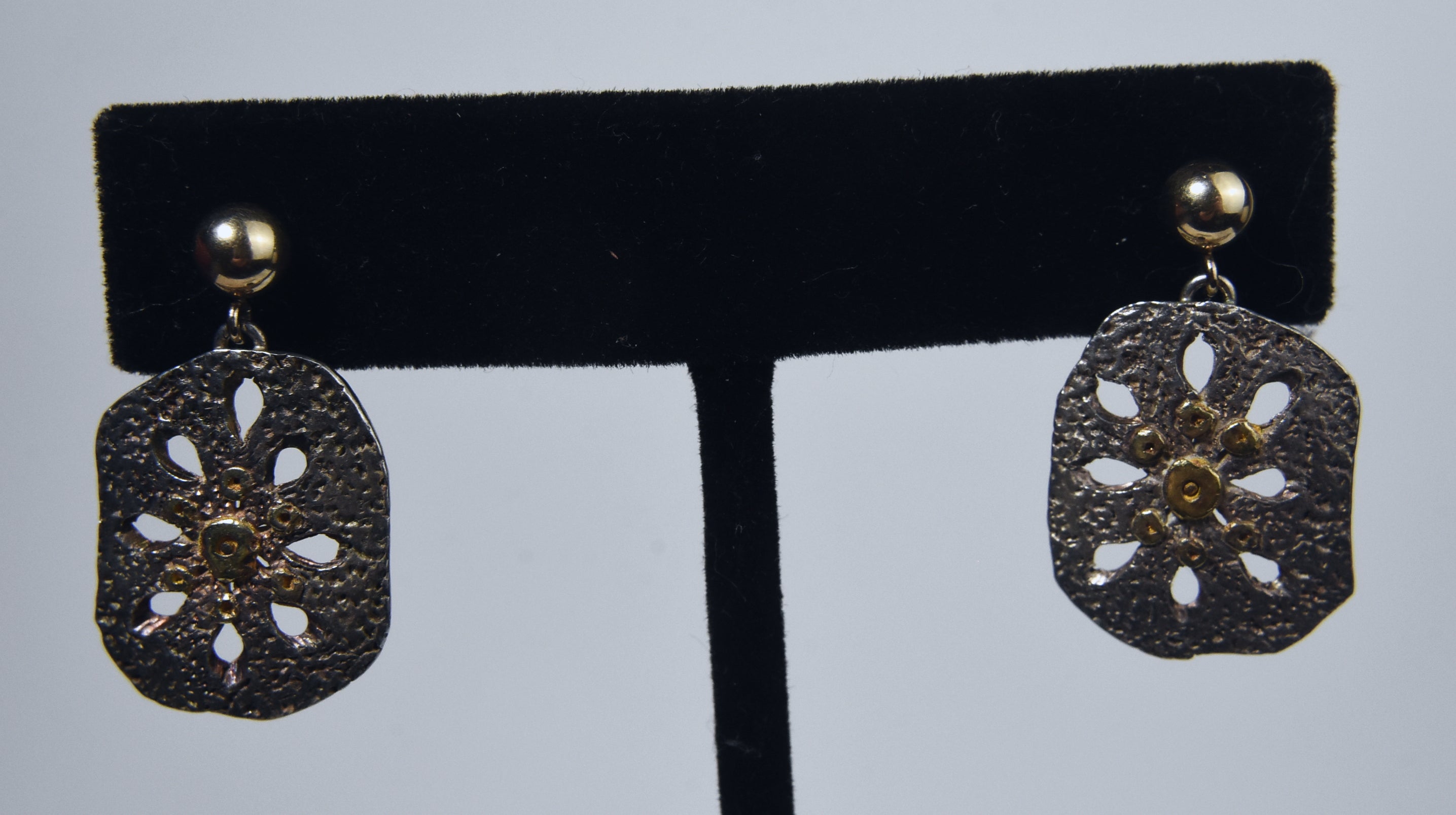 Nancy Karpel - .999 Fine Silver and 24k Gold Accents Sand Dollar Earrings