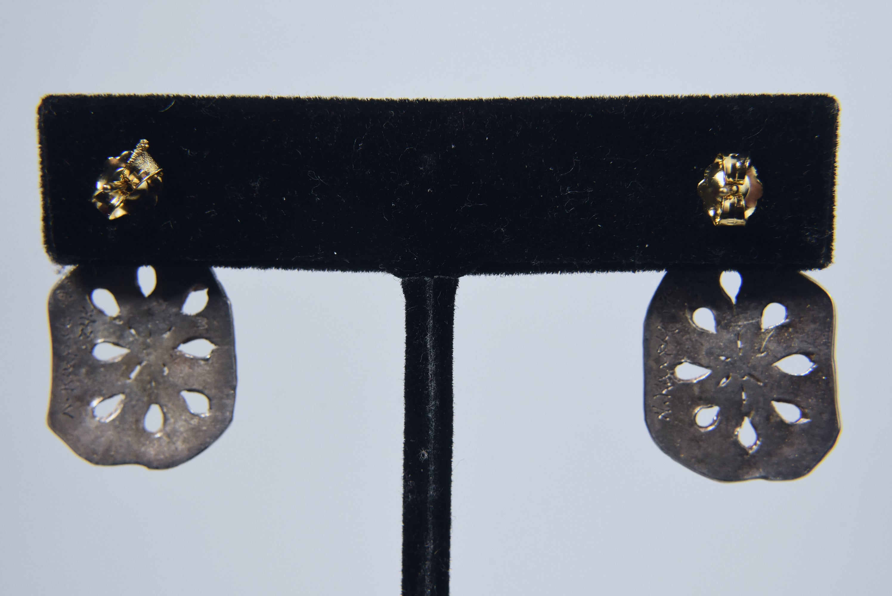 Nancy Karpel - .999 Fine Silver and 24k Gold Accents Sand Dollar Earrings