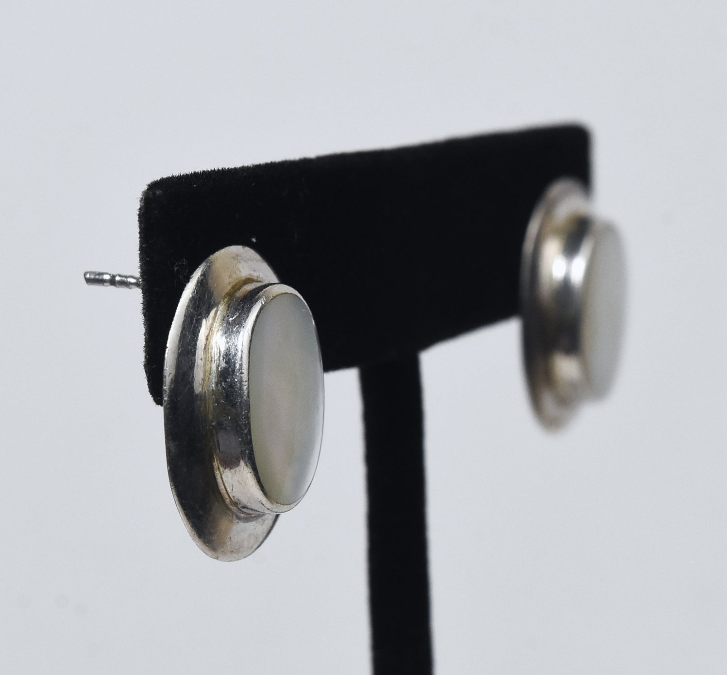 Vintage Sterling Silver Mother of Pearl Stud Earrings