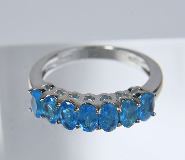 Sterling Silver Blue Stone Ring - Size 8
