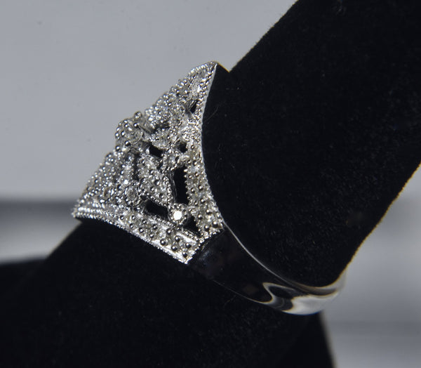 Stunning! Art Deco Sterling Silver Cubic Zirconia Ring - Size 6.5