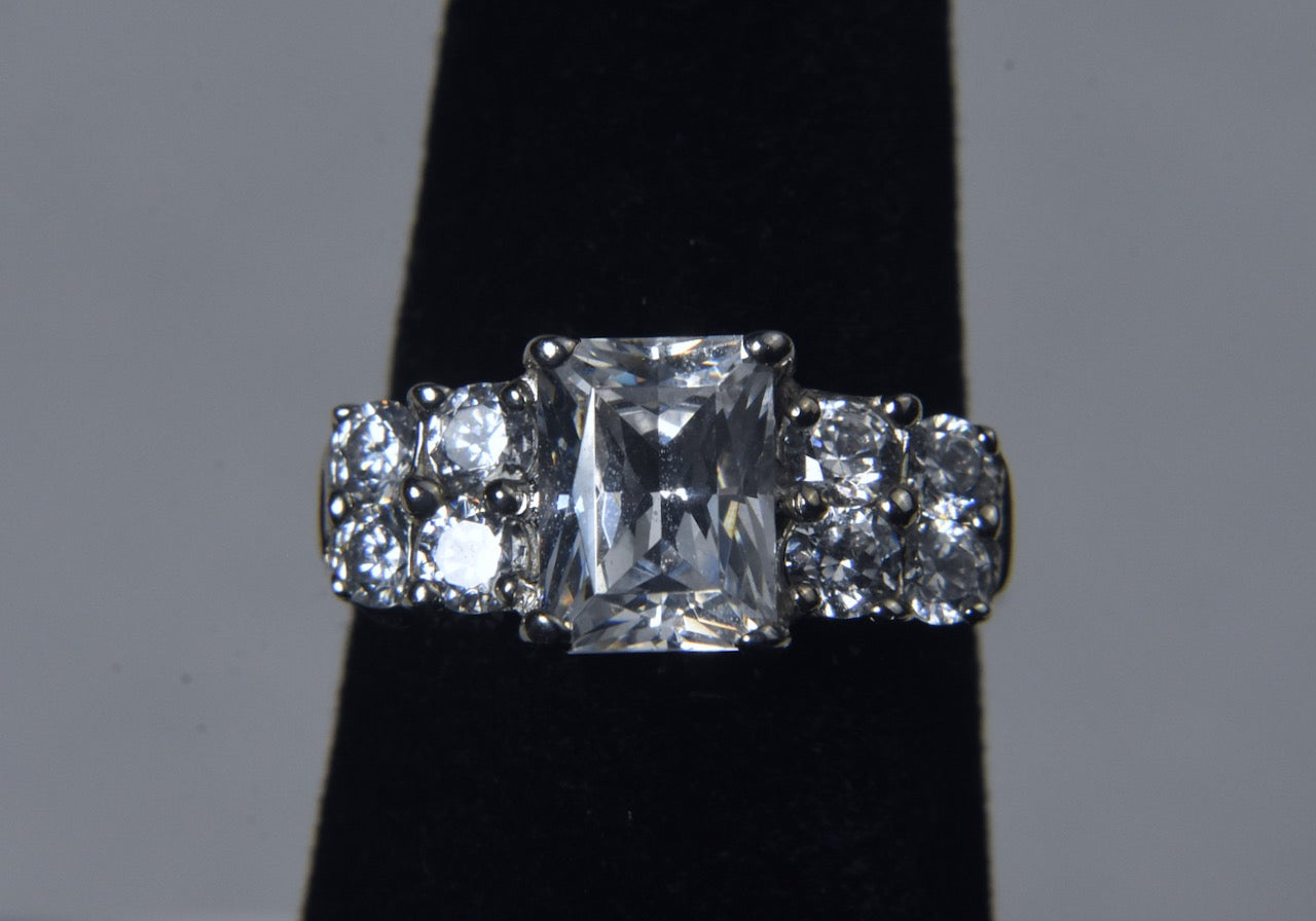 Sterling Silver Emerald Cut Cubic Zirconia Ring - Size 5.5