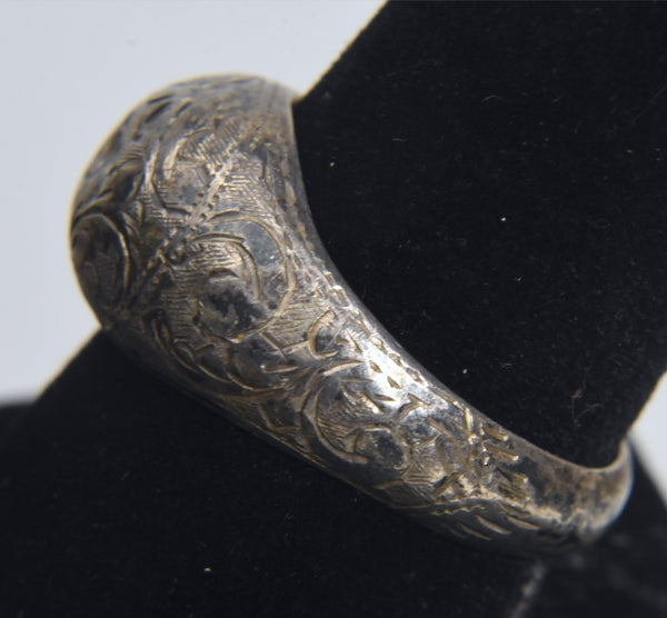Vintage Sterling Silver Etched Domed Ring - Size 9.5