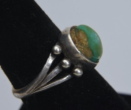 Green Turquoise Silver Southwestern Ring - Size 7.5