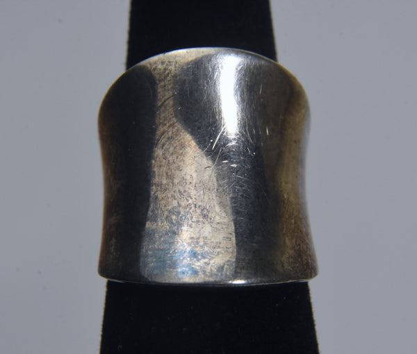 .999 Solid Silver Saddleback Ring - Size 6