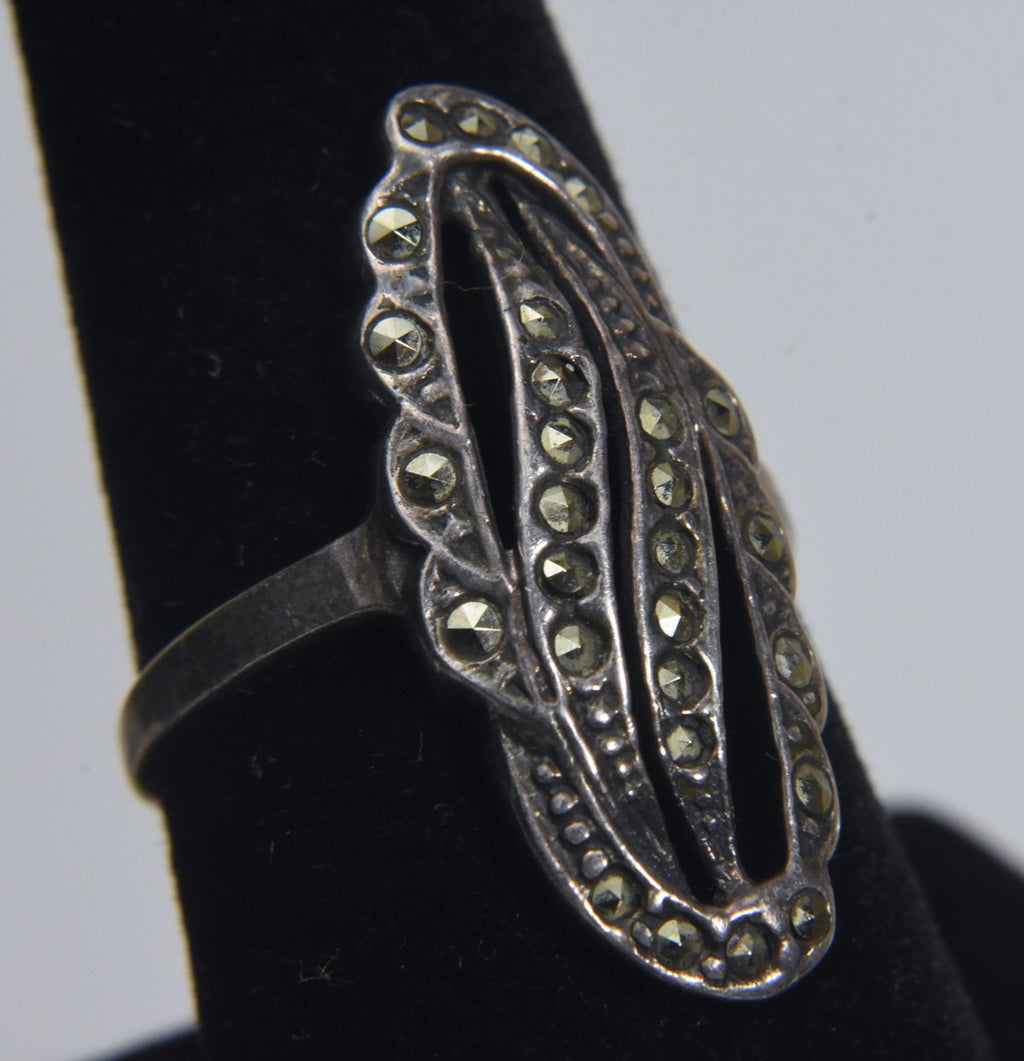Sterling Silver Marcasite Pierced Design Ring - Size 8.25