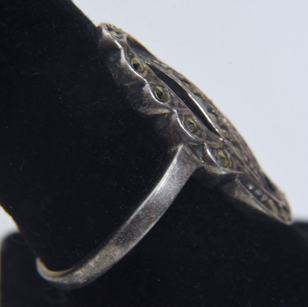Sterling Silver Marcasite Pierced Design Ring - Size 8.25