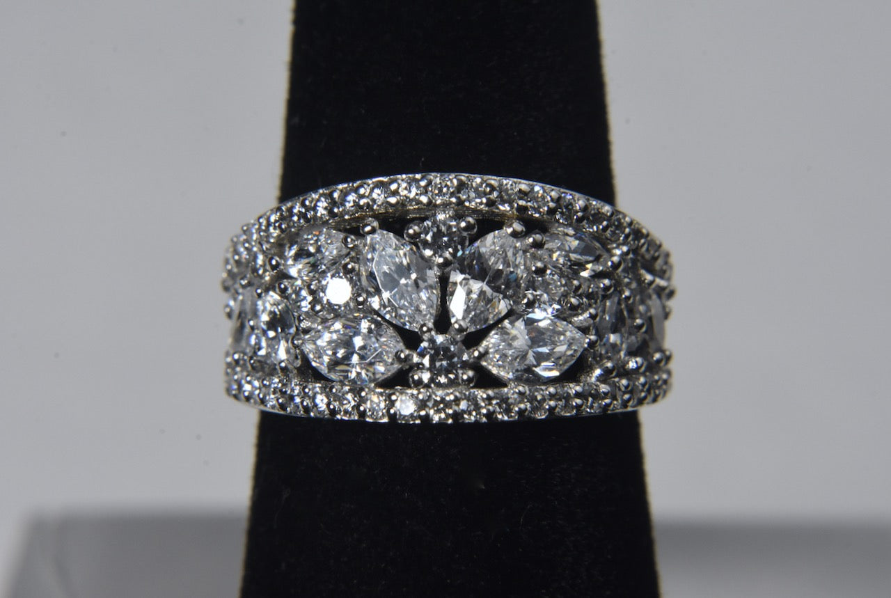 Sterling Silver Marquise Cut Cubic Zirconia Ring - Size 5.25
