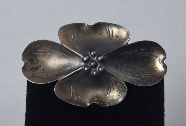 Stuart Nye - Vintage Sterling Silver Flower Brooch