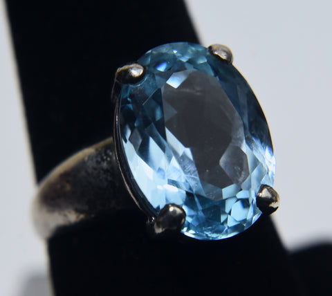 Sterling Silver Blue Topaz Ring - Size 7.75