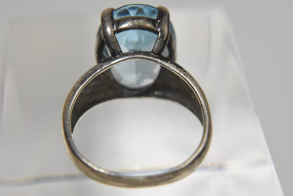Sterling Silver Blue Topaz Ring - Size 7.75