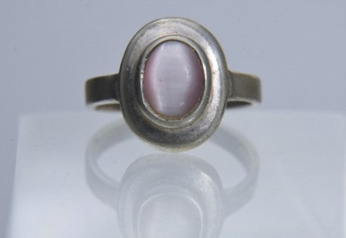 Sterling Silver Pink Cat's Eye Glass Ring - Size 7