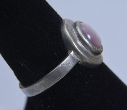 Sterling Silver Pink Cat's Eye Glass Ring - Size 7