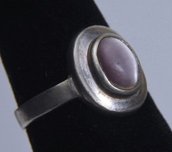 Sterling Silver Pink Cat's Eye Glass Ring - Size 7