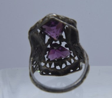 Vintage Sterling Silver Victorian Style Cut Purple Glass Ring - Size 4