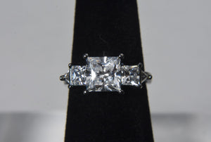 Sterling Silver Ring with Square Cut and Triangle Cut Clear Cubic Zirconia - Size 5.5