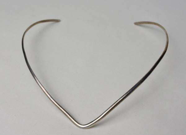 Sterling Silver V-Neck Choker Collar Necklace