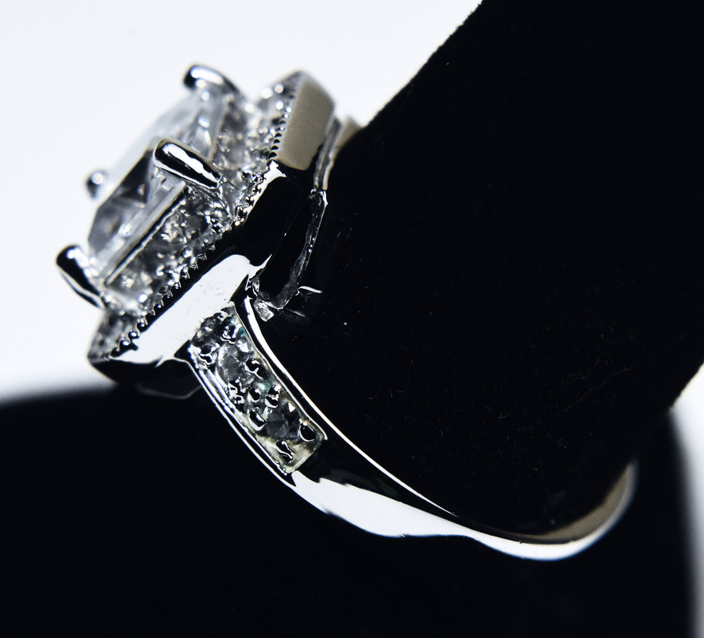 Square Cut Glass Art Deco Style Ring - Size 8