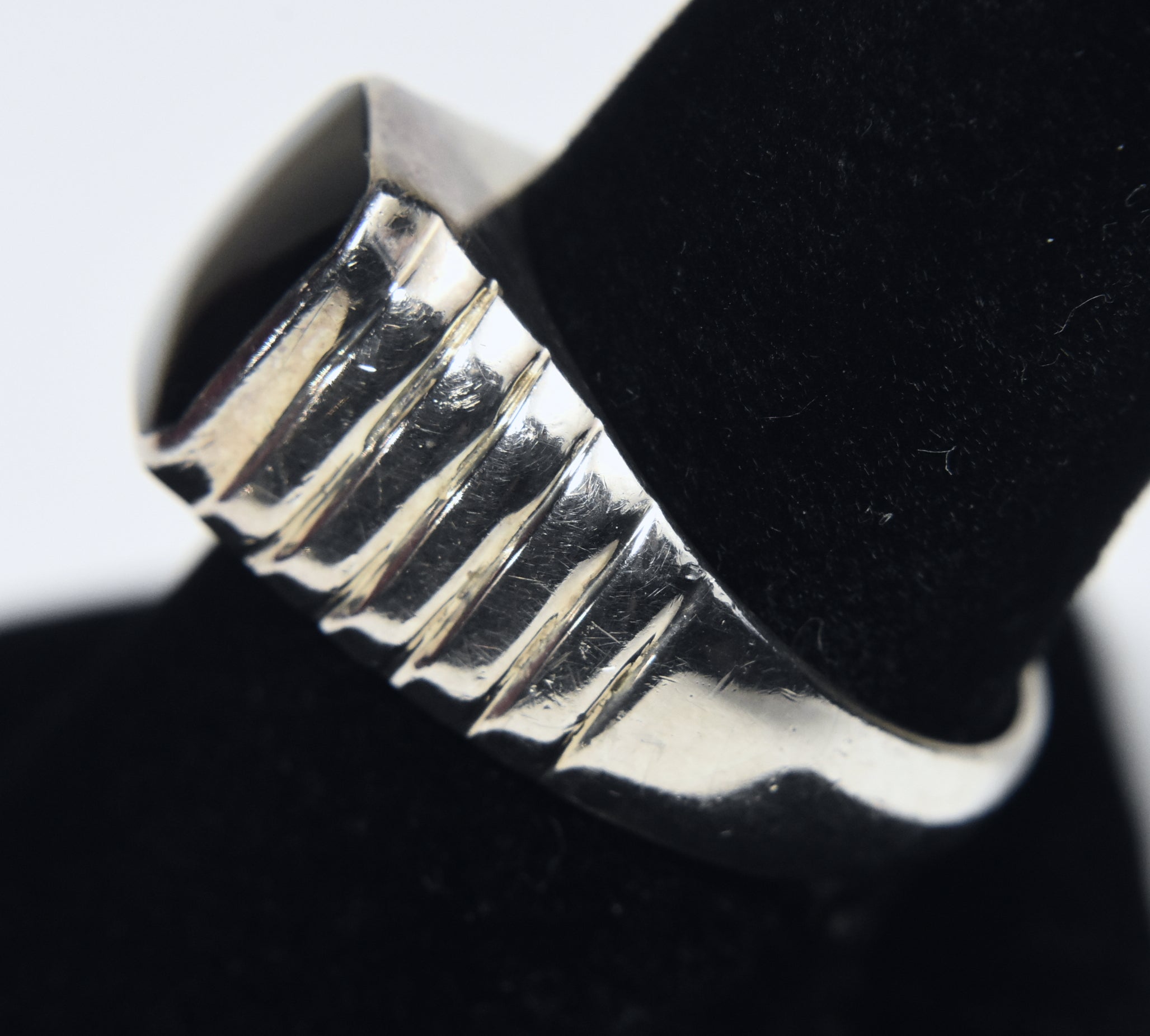 Vintage Tiered Art Deco Design Sterling Silver Black Onyx Signet Ring - Size 8.75