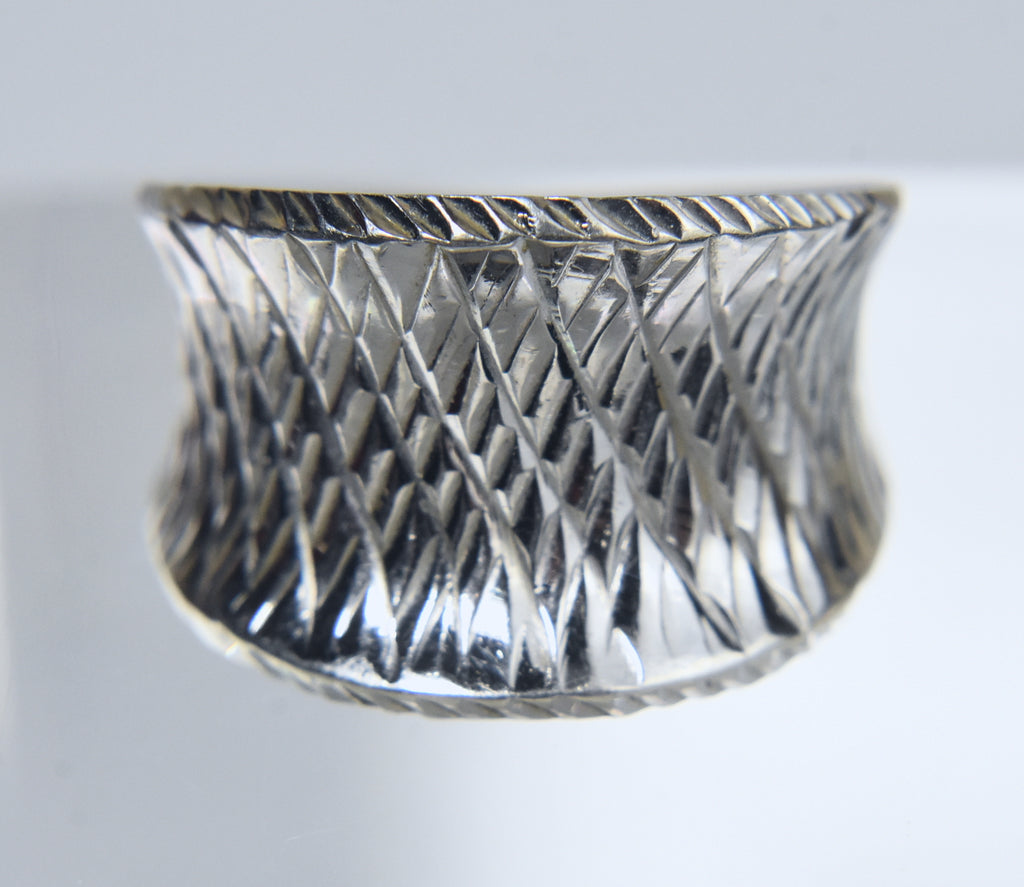 Veronese - Italian Sterling Silver Saddleback Ring - Size 7.5