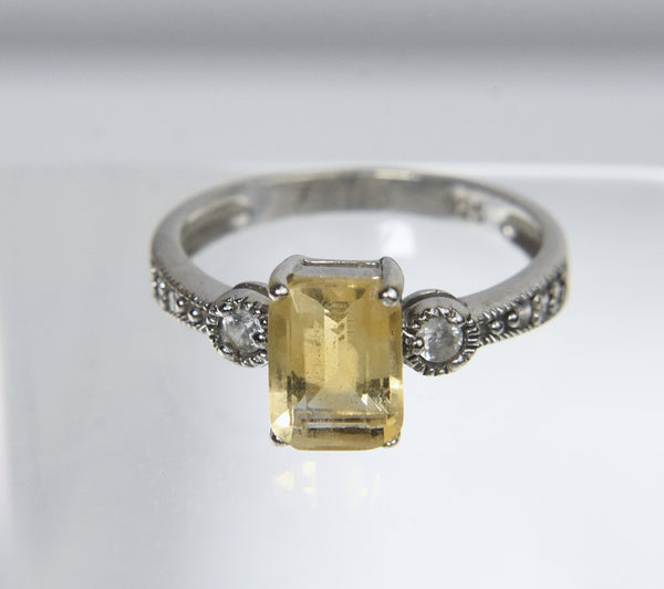 Sterling Silver Yellow Emerald Cut Stone Ring - Size 7