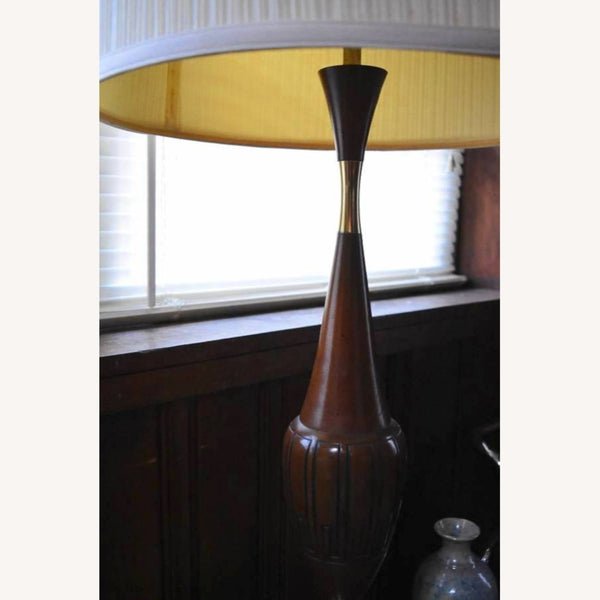 Vintage Mid Century Modern Wood and Brass Grecian Urn Table Lamp