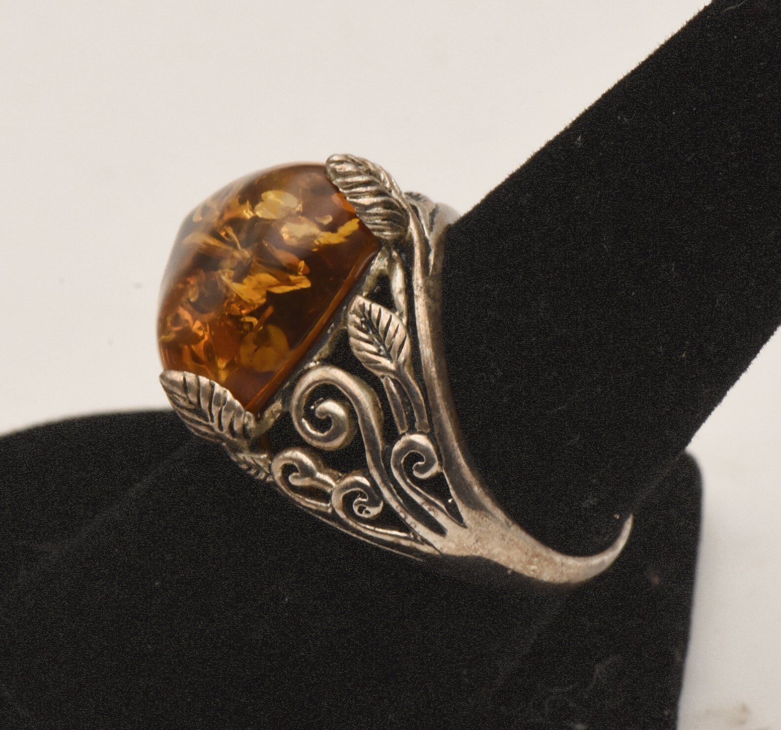 Vintage Sterling Silver Ring with Fossilized Resin Triangle Cabochon - Size 8