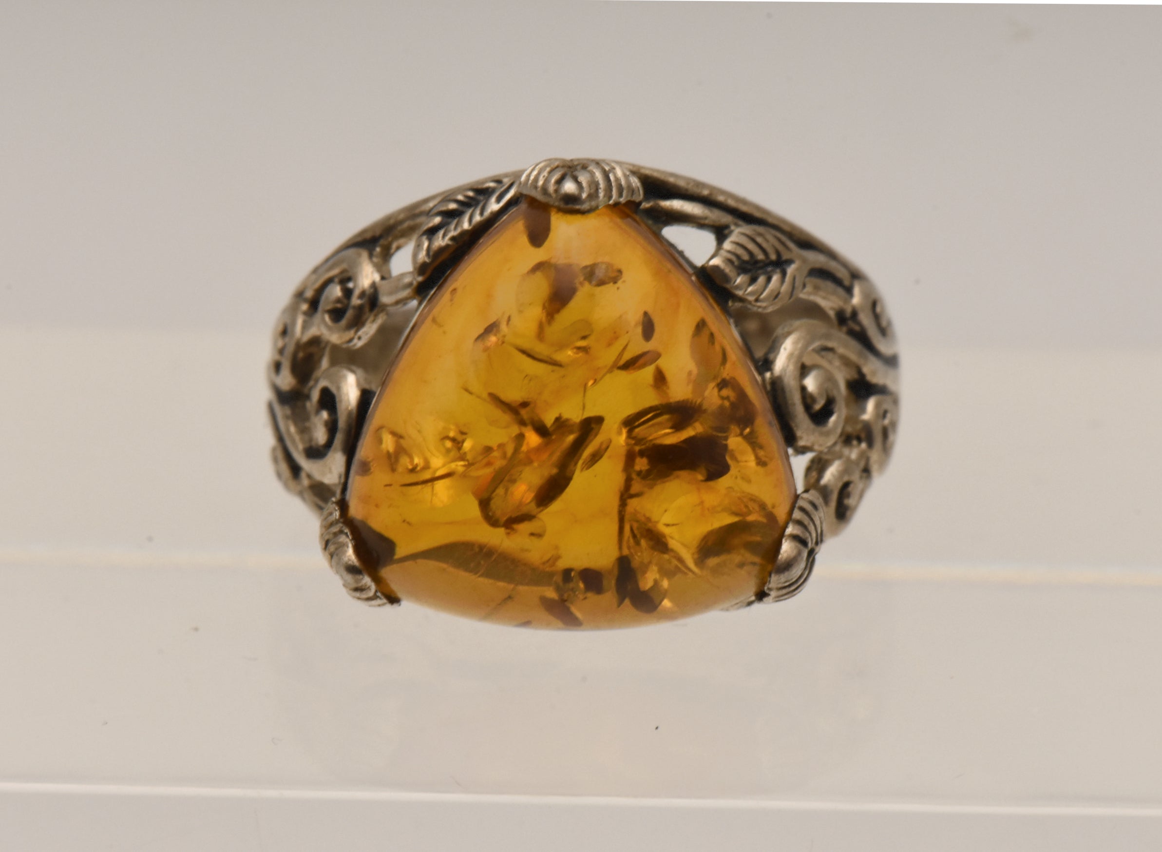 Vintage Sterling Silver Ring with Fossilized Resin Triangle Cabochon - Size 8