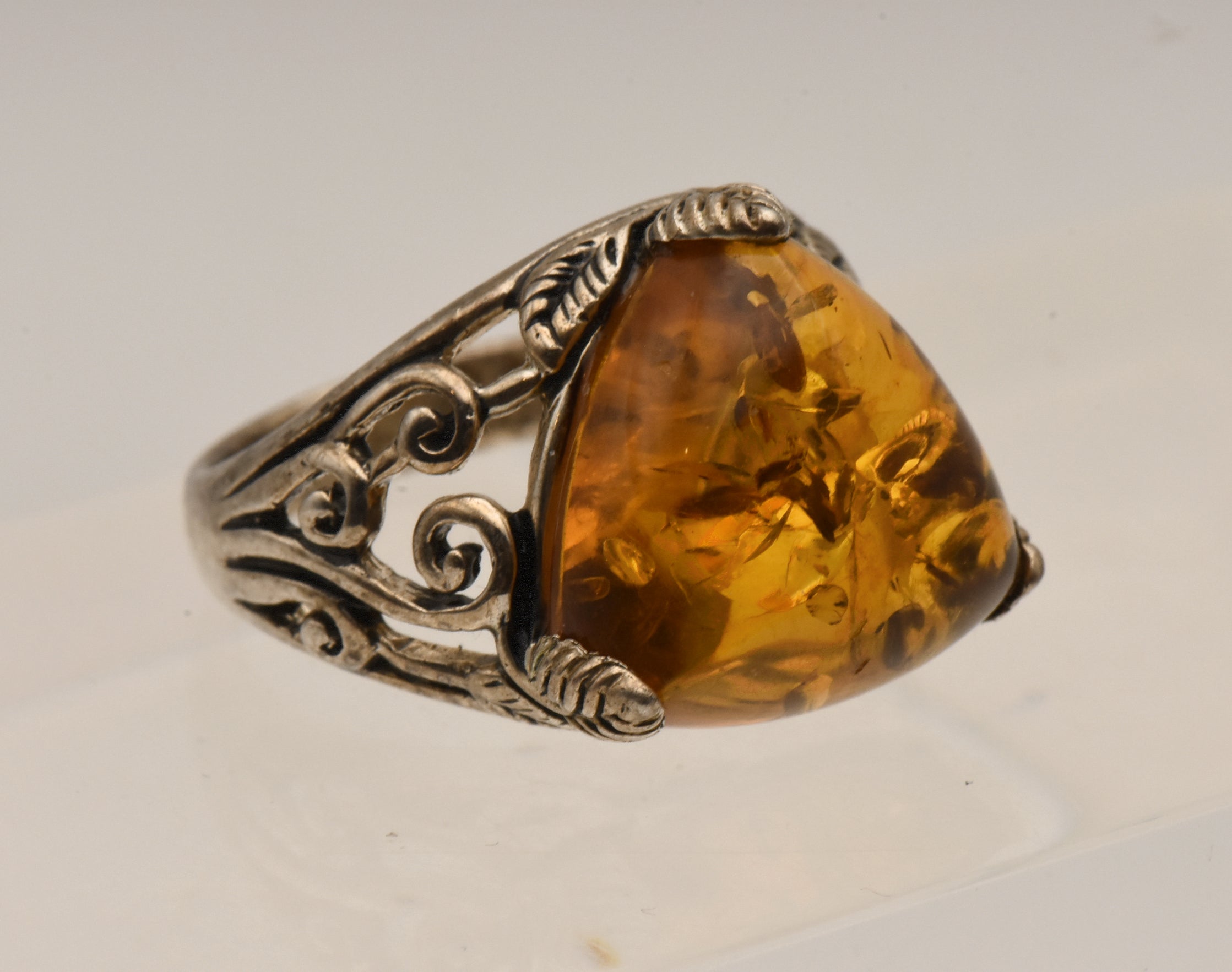 Vintage Sterling Silver Ring with Fossilized Resin Triangle Cabochon - Size 8