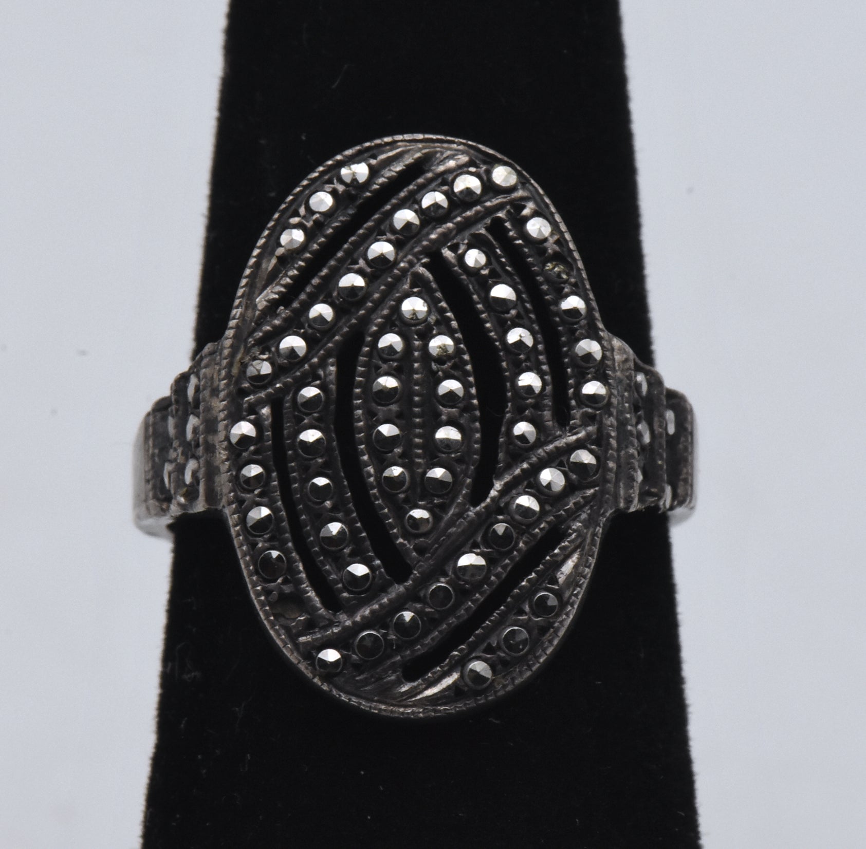 Vintage Sterling Silver Marcasite Art Deco Design Ring - SIze 5.5