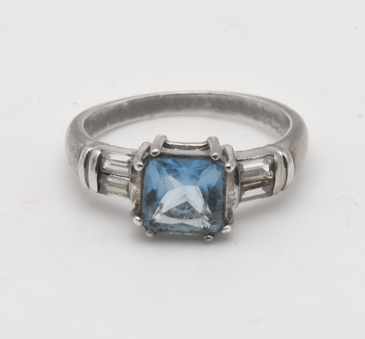 Dyadema - Vintage Sterling Silver Blue Glass Art Deco Ring - Size 9