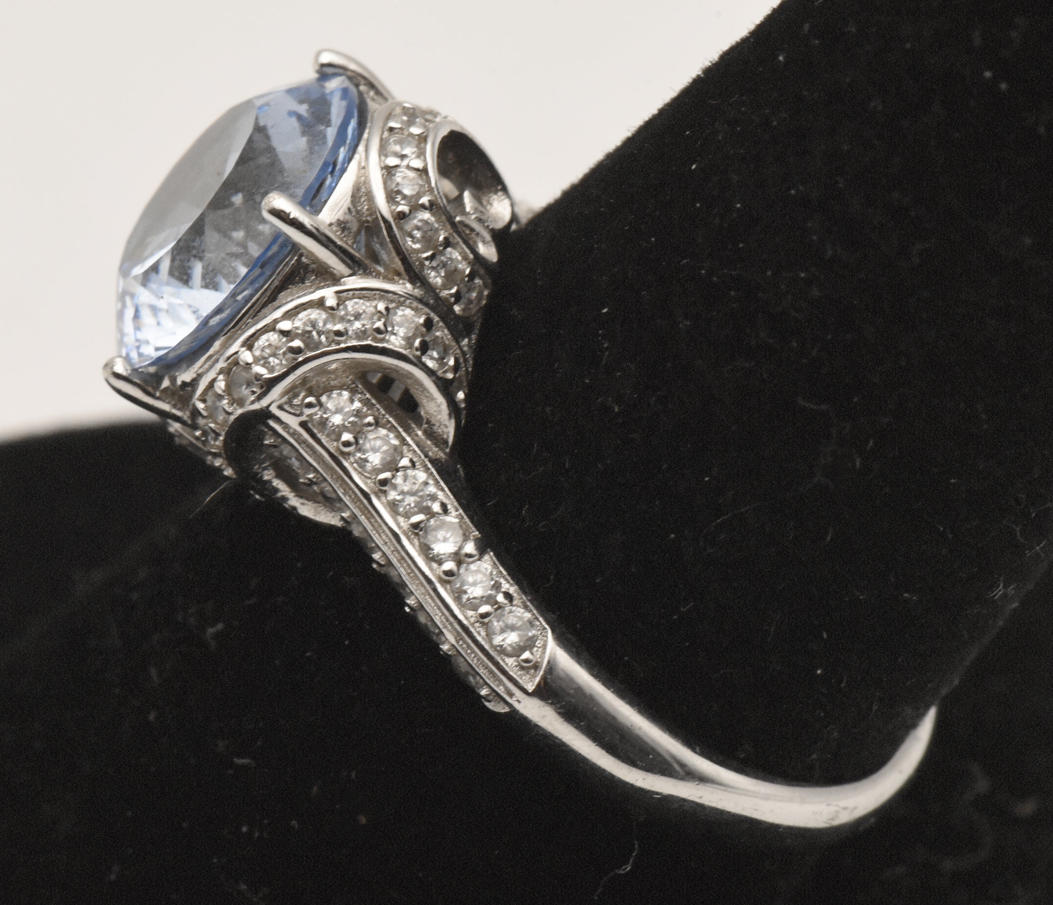 Vintage Sterling Silver Cubic Zirconia Ring - Size 9