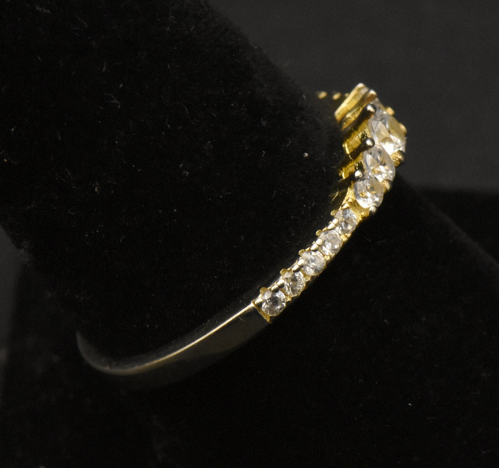 Vintage Gold Tone Sterling Silver Rhinestone Band - Size 8.75