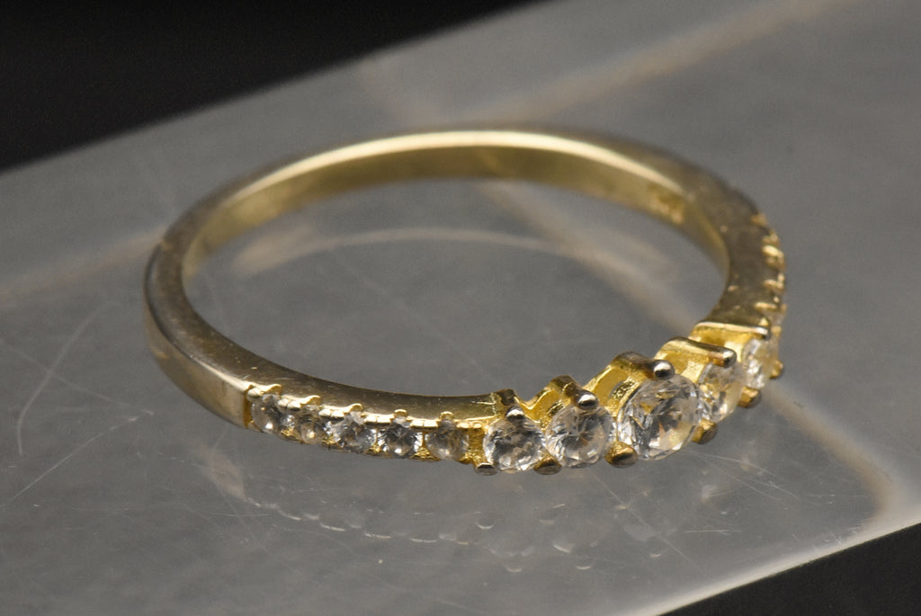 Vintage Gold Tone Sterling Silver Rhinestone Band - Size 8.75