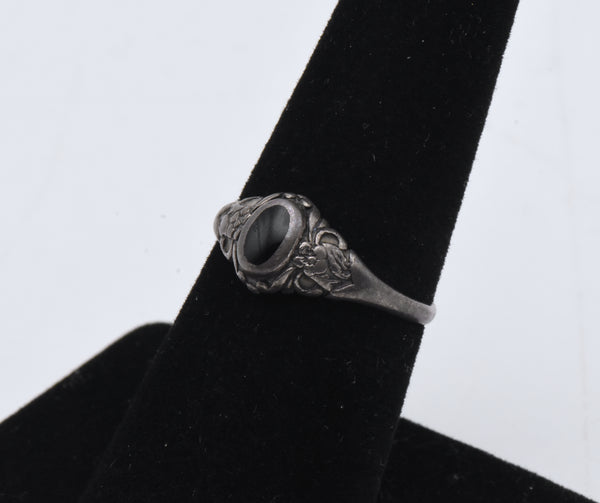 Vintage Sterling Silver Art Nouveau Black Onyx Ring - Size 7