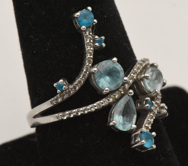 Vintage Sterling Silver Finger Ring with Blue Gemstones - Size 8.75
