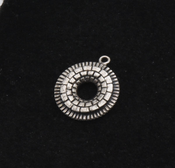 Vintage Sterling Silver Wreath Charm