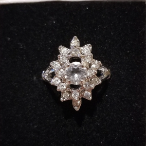 Sterling Silver Ring with Simulated Diamonds - Size 7.25