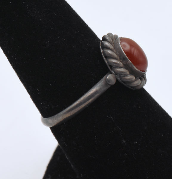 Vintage Sterling Silver Carnelian Cabochon Ring - Size 6.75