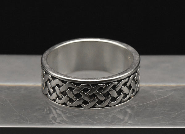 Vintage Sterling Silver Celtic Knot Band - Size 9.25