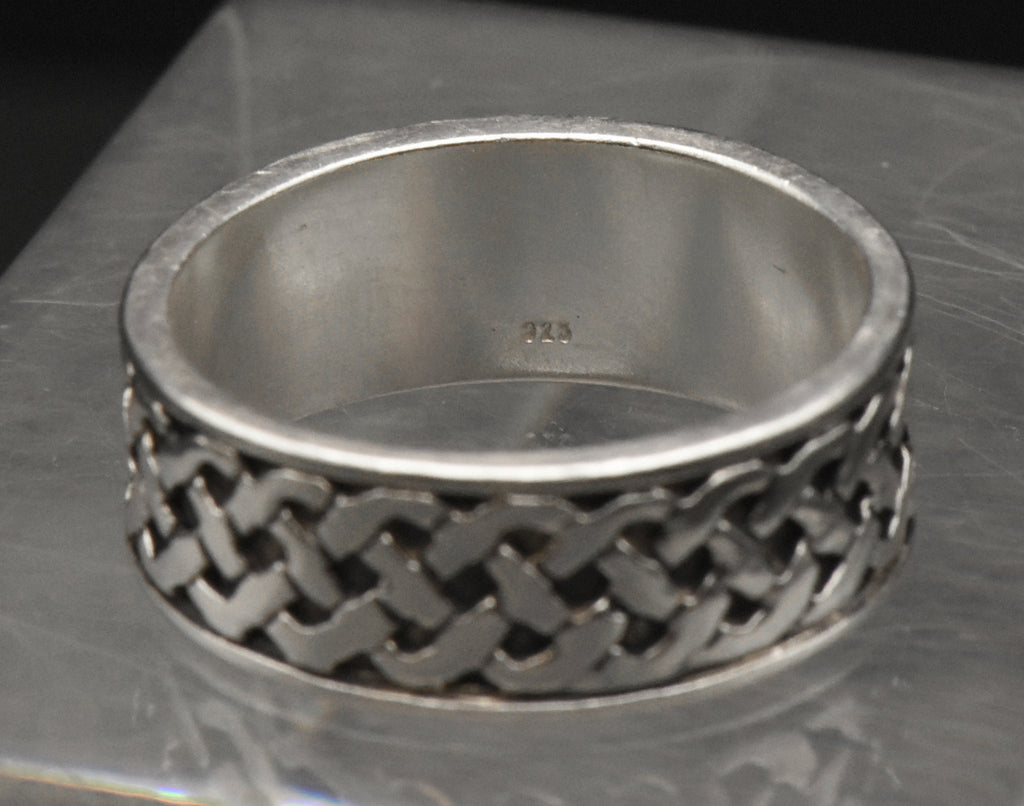Vintage Sterling Silver Celtic Knot Band - Size 9.25