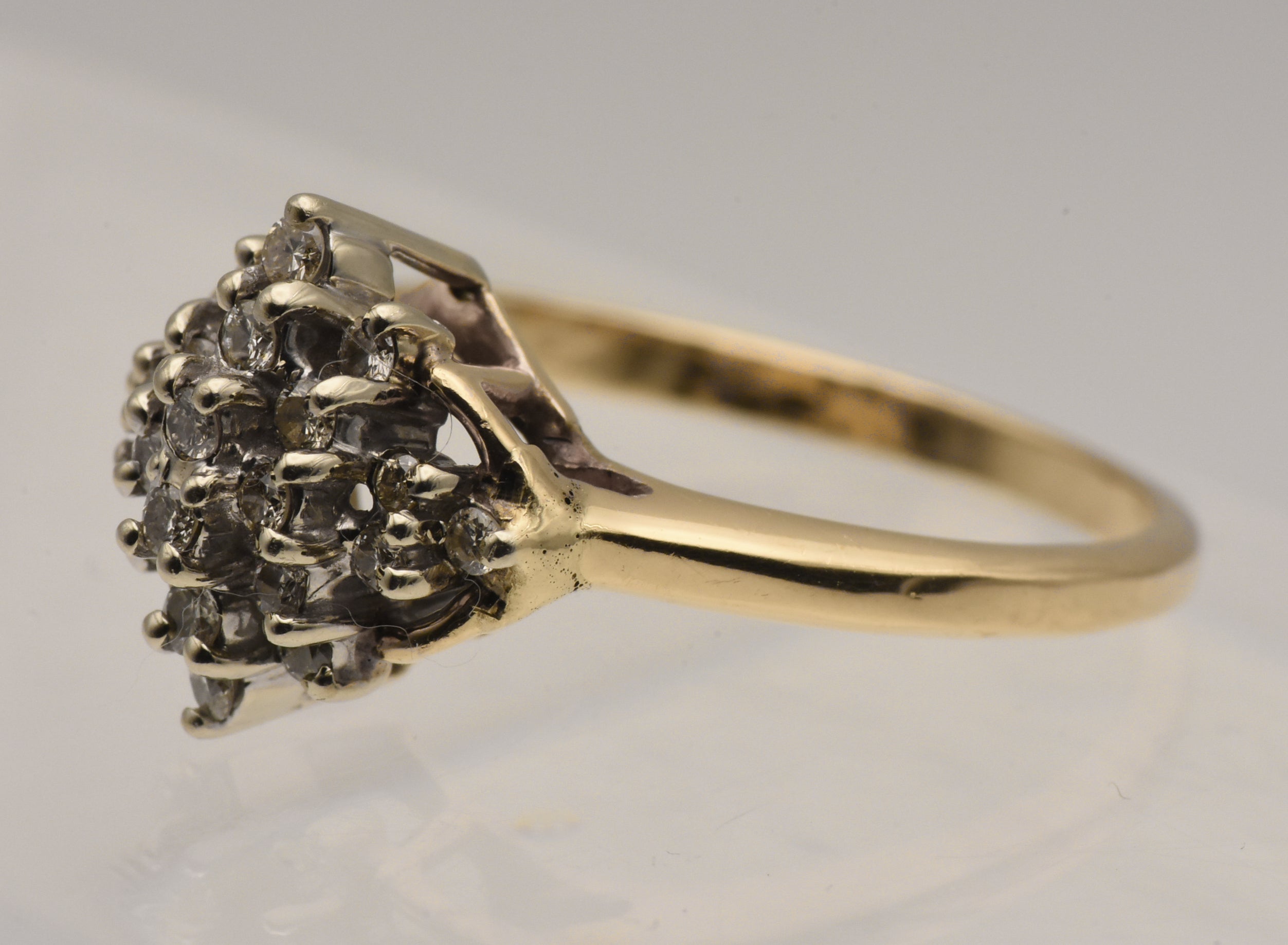 Vintage 14k Gold Diamond Cluster Ring - Size 8.25