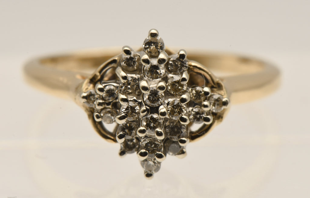 Vintage 14k Gold Diamond Cluster Ring - Size 8.25