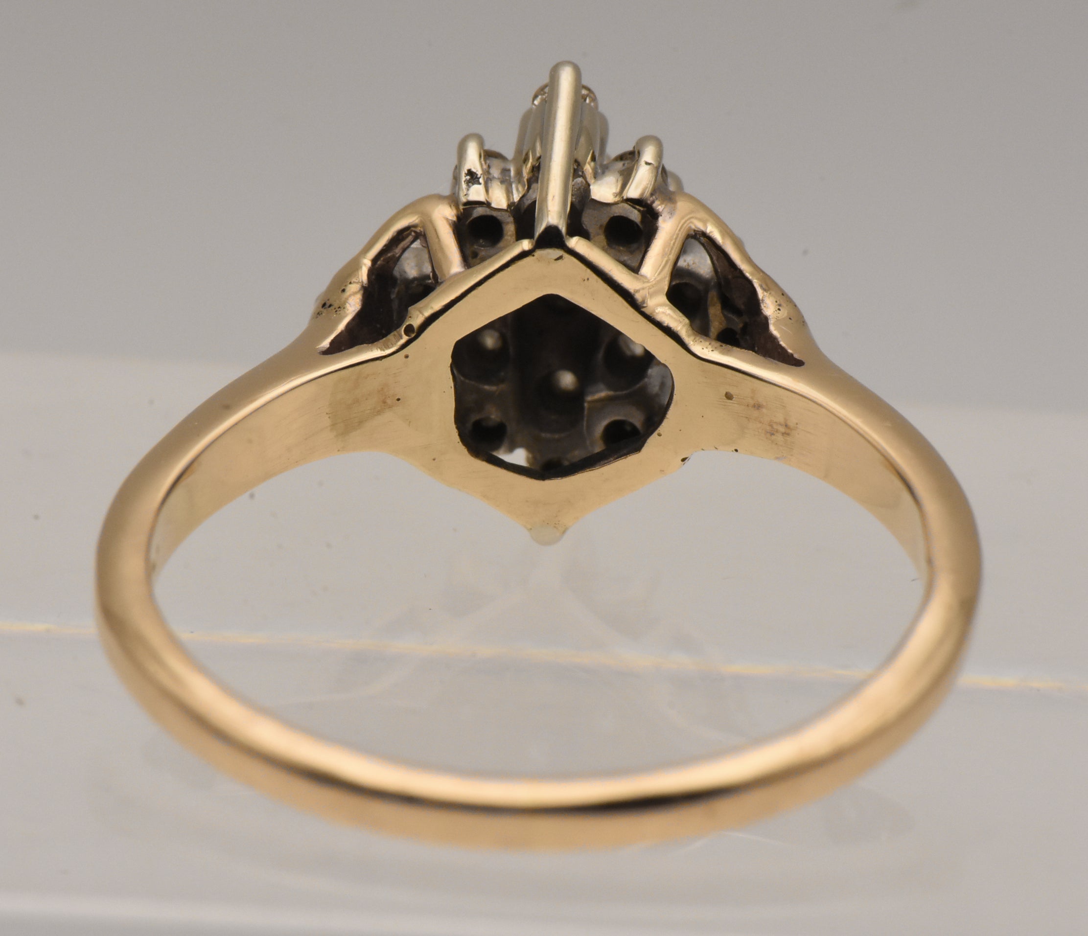 Vintage 14k Gold Diamond Cluster Ring - Size 8.25